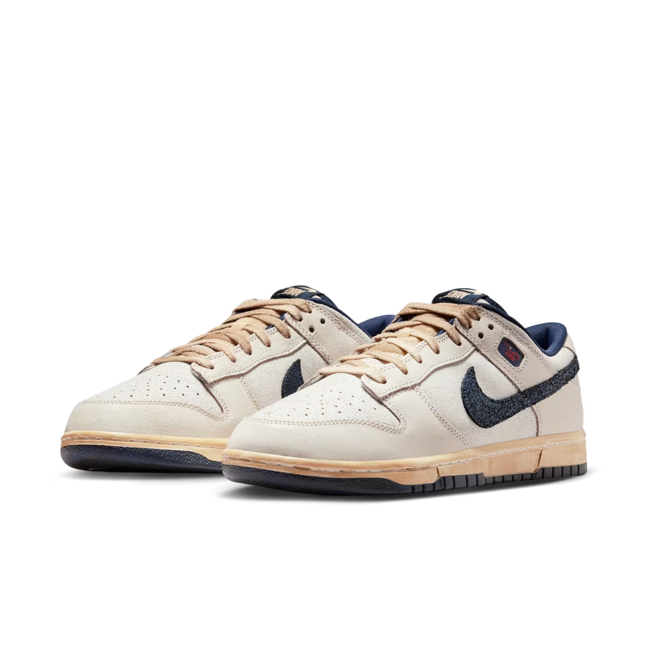 Dunk Low x Stranger Things "Phantom"
