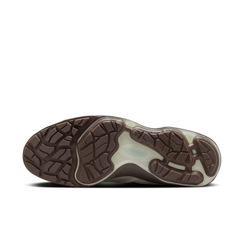 Zoom Field Jaxx "Pale Ivory and Leche Blue"