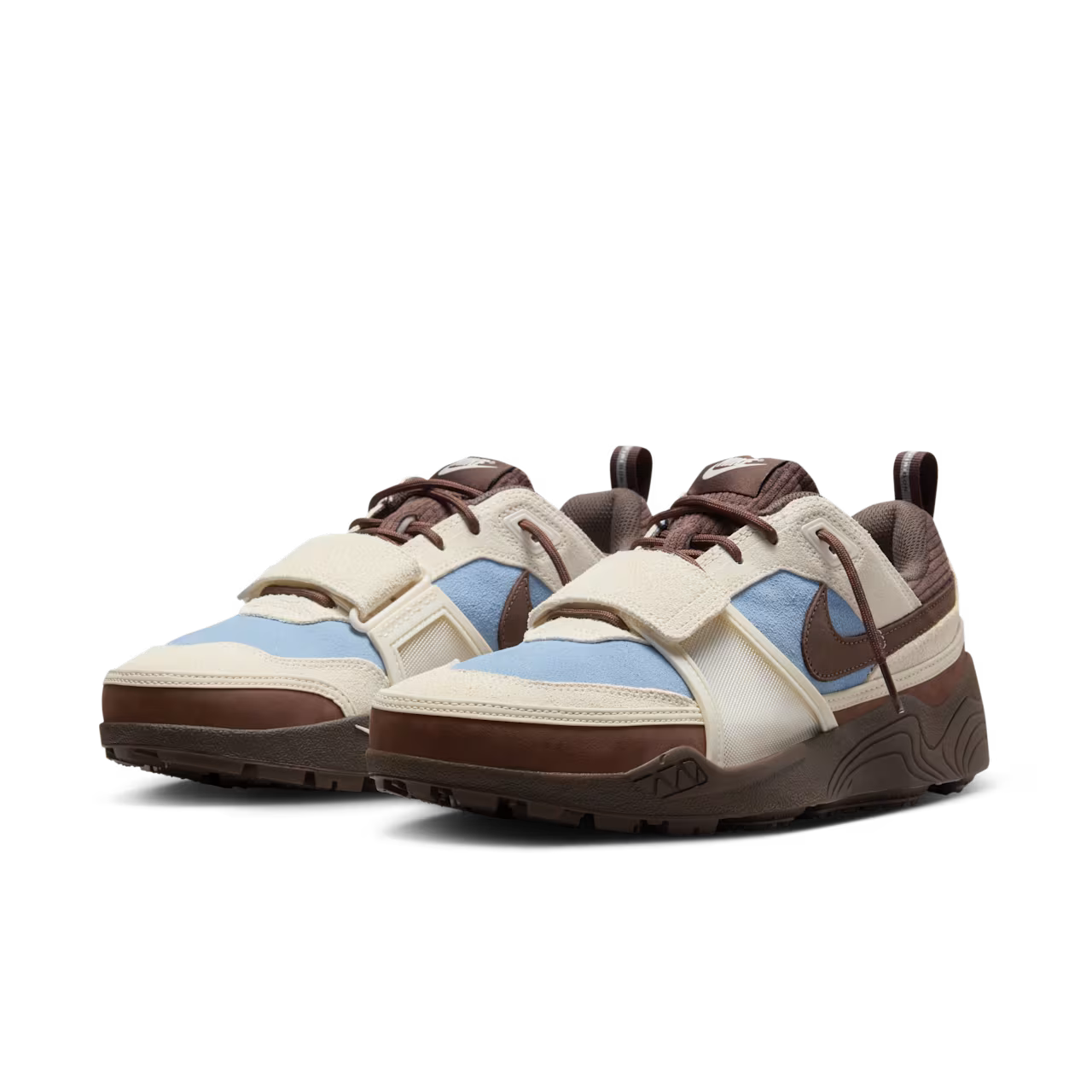Zoom Field Jaxx "Pale Ivory and Leche Blue"